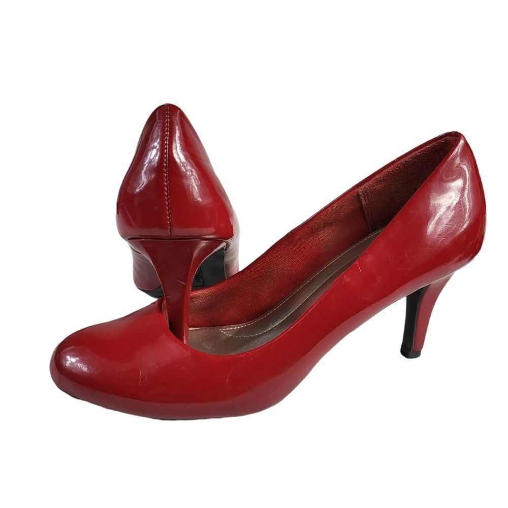 Prediction Comfort Plus Red Pointed Toe Pump Size… - image 2